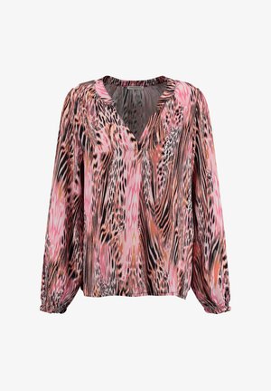 Blusa de manga larga con estampado abstracto de animales en rosa, negro y marrón, con escote en V y detalle de ligero volante.