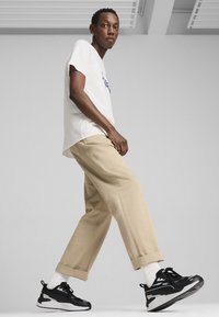 Puma SNEAKERS - Tenisky - black black cool light gray