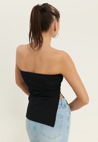 Even&Odd Top - black