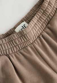 WIDE JOGGERS   - Spodnji deli trenirk - mink brown