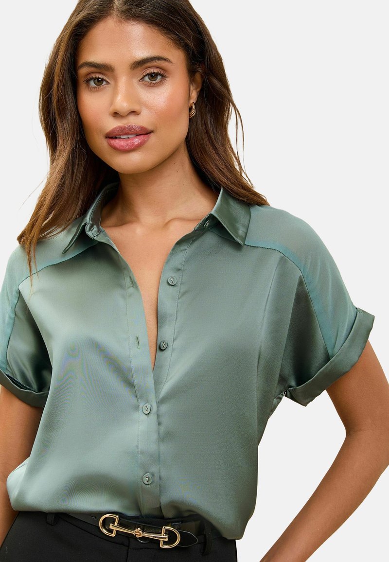 Lipsy REGULAR FIT - Button-down blouse - blue