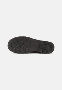 Camper BRUTUS - Botines bajos - brown