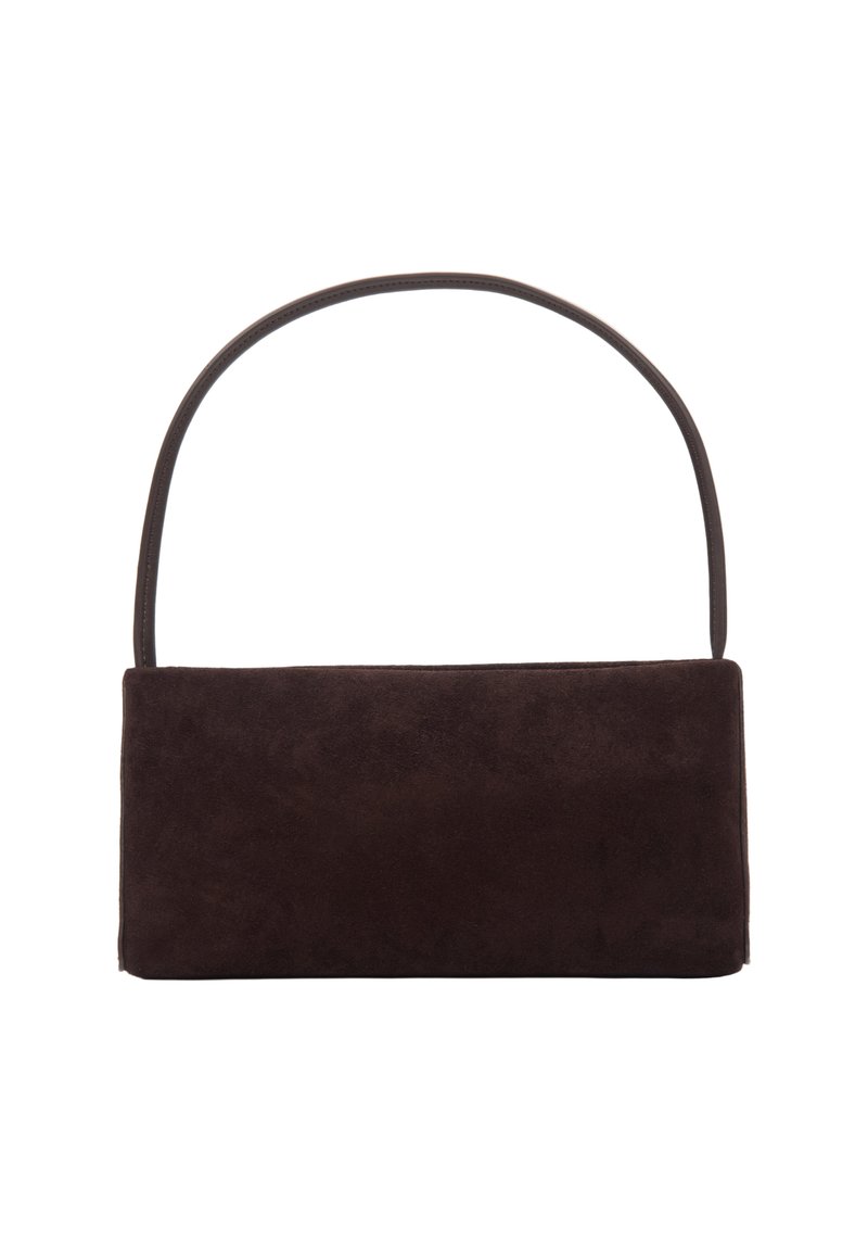 Obdélníková tmavě hnědá semišová taška se štíhlým jedním uchem, minimalistický design a žádné viditelné ozdoby.