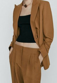 Massimo Dutti Housut - camel