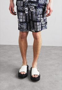 Adieu TYPE 200 UNISEX - Sandalai - ivory/pistachio
