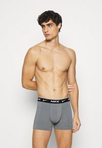 Nike Underwear TRUNK 3 PACK - Cuecas boxer - red