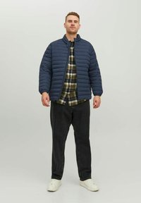 Thumbnail Image 2