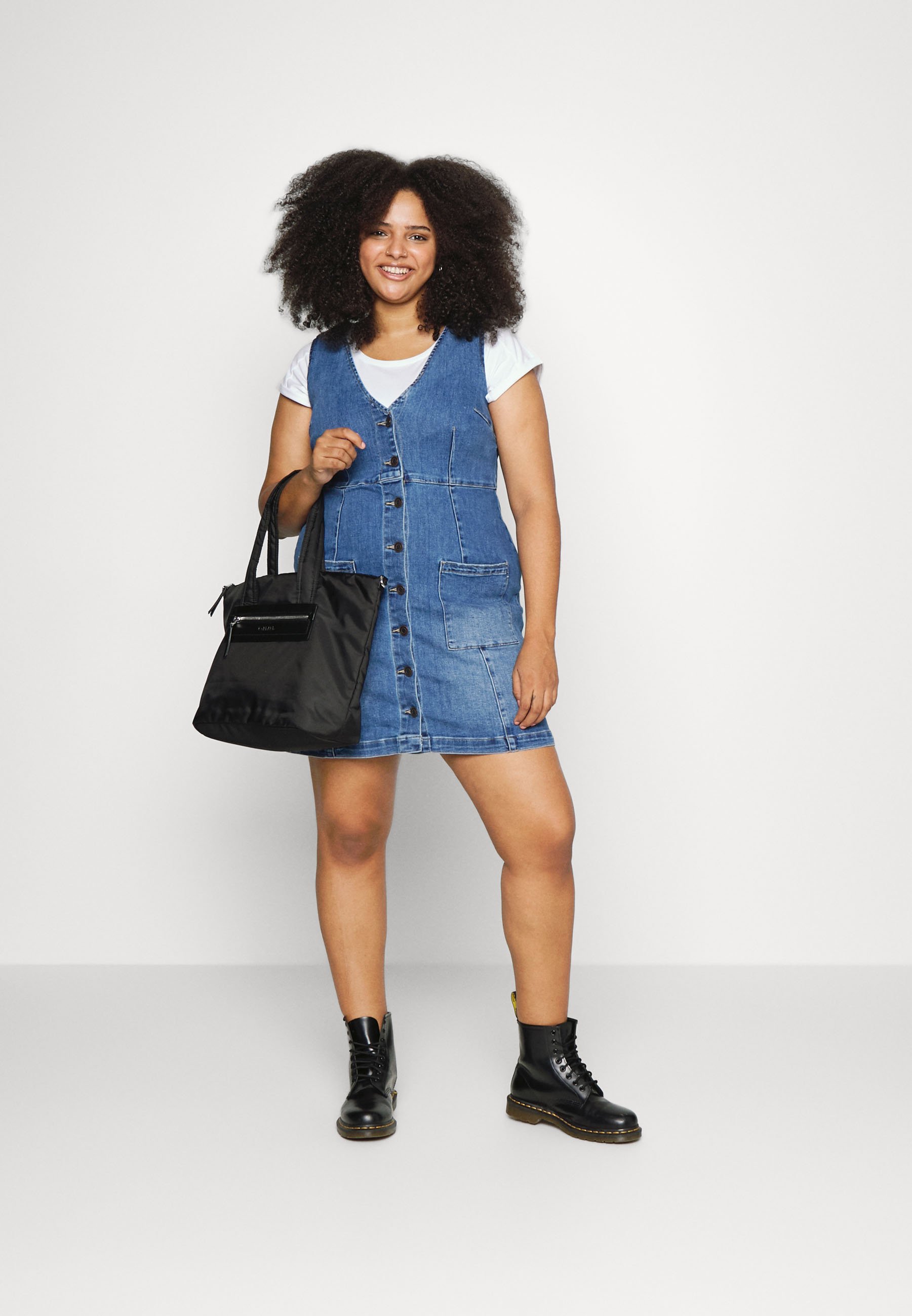 simply be pinafore
