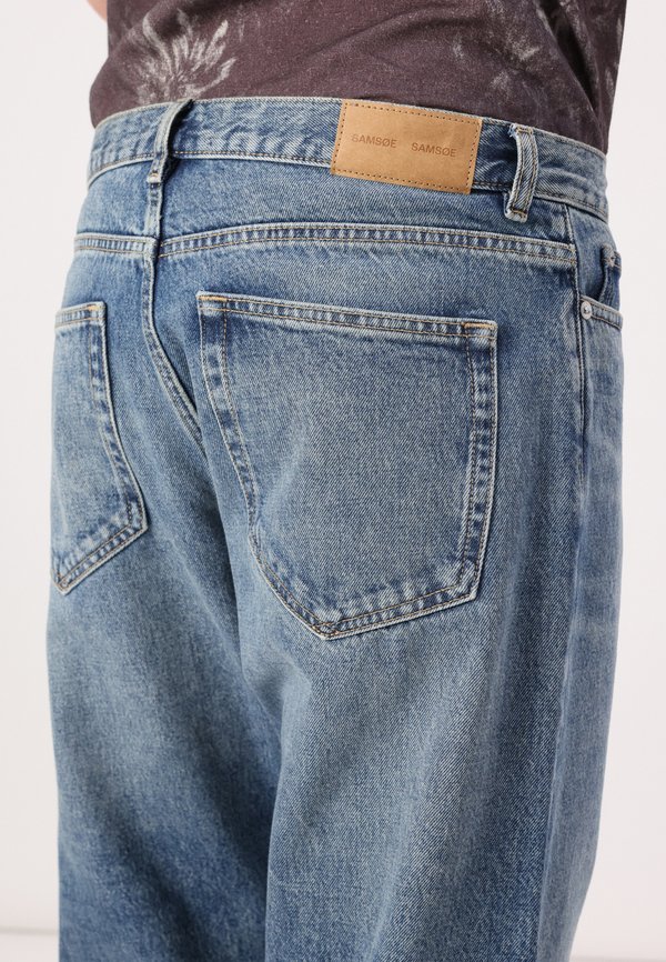 EDDIE JEANS - Straight leg jeans - morning sky2