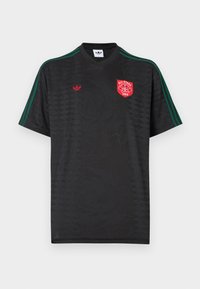 Sélectionné, black collegiate green