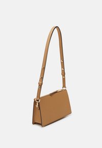 MICHAEL Michael Kors EMPIRE  - Håndveske - pale peanut