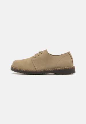 UPPSALA LOW LEVE REGULAR UNISEX - Lace-ups - faded khaki