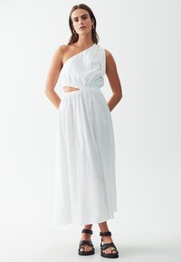 CALLI CAMELIA DRESS - Maksi garuma kleita - white