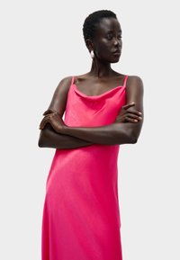 Marks & Spencer COWL NECK MIDAXI SLIP  - Denní šaty - raspberry