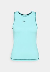 Vaaleansininen urheilullinen hihaton paita, jossa on pyöreä pääntie, tehty teksturoidusta kankaasta, mustalla logolla ja kontrastivärisillä tummilla saumoilla.