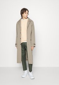 BOSS PERIN - Calças cargo - open green