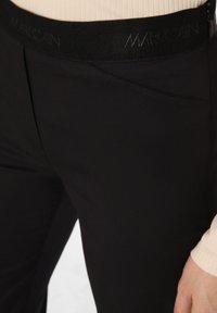 Marc Cain Stoffhose - dunkelblau