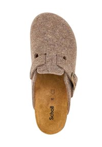 Sabot en feutre marron avec fermeture à boucle, surface texturée et semelle intérieure beige présentant une étiquette de marque et la taille numéro 36.