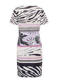 Kurzärmliges Kleid mit einem schwarz-weißen Zebra-Druck, versehen mit lila und rosa horizontalen Streifen sowie floralem Muster auf einem leichten Stoff.