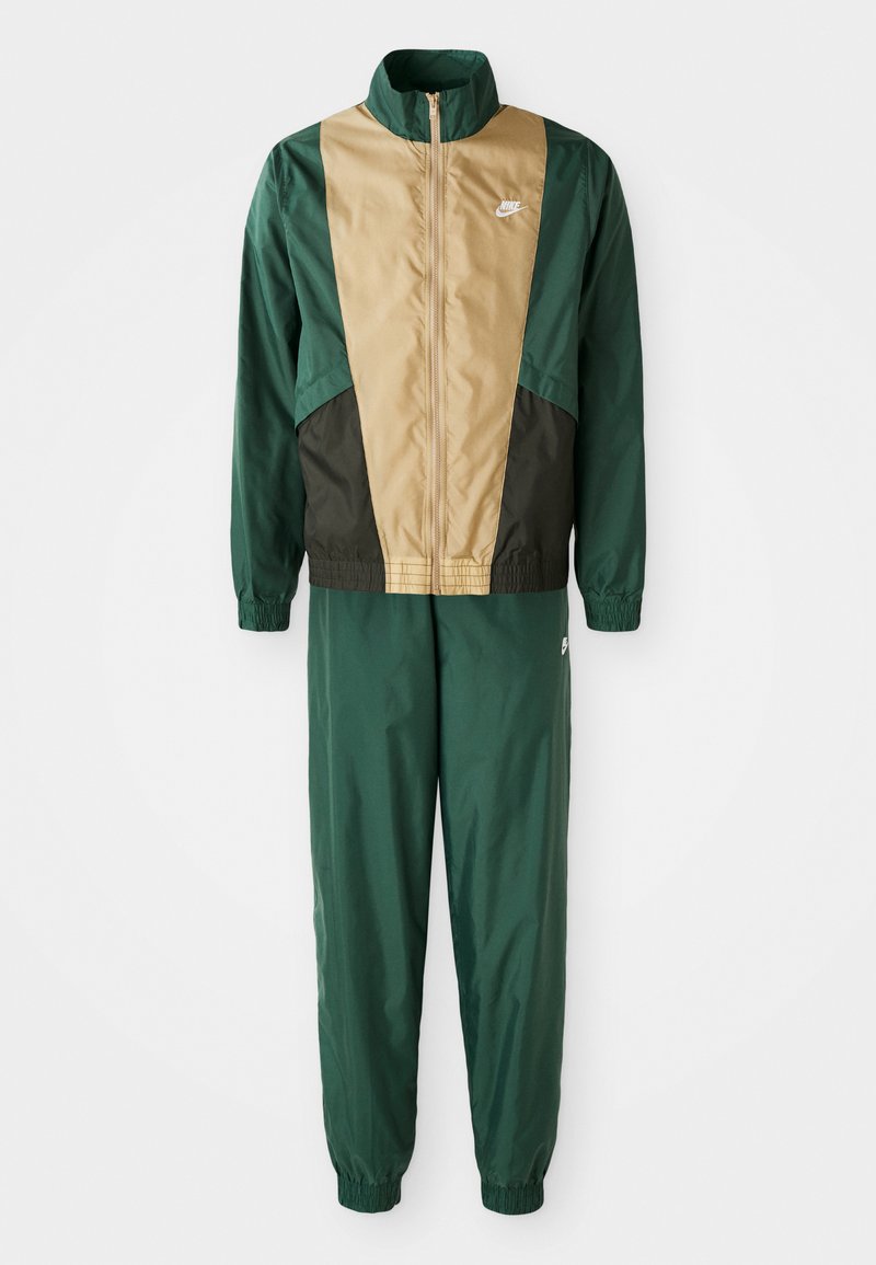 Nike Sportswear Jas groen