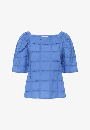Modrá blúzka s krátkym rukávom, štvorcovým výstrihom, nafúknutými rukávmi a mriežkovaným vzorom otvorenej čipky.