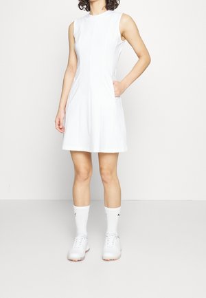 Urheilumekko - white