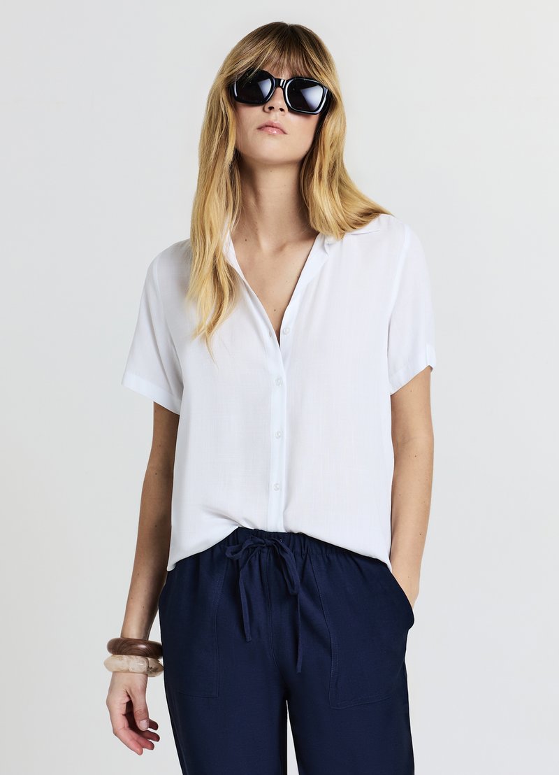 Calliope TINTA UNITA - Camicia - bianco ottico