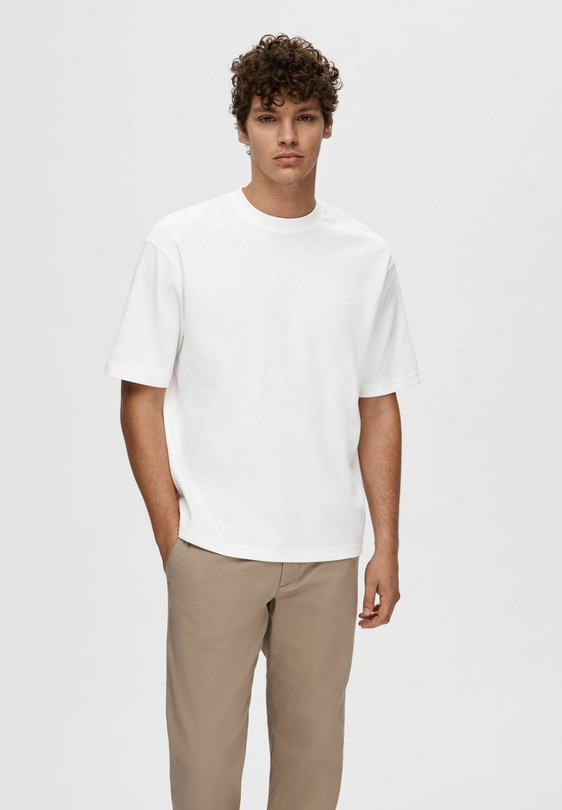 Selected Homme - SLH LOOSE OSCAR O NECK TEE - T-shirts - bright white, Forstørre
