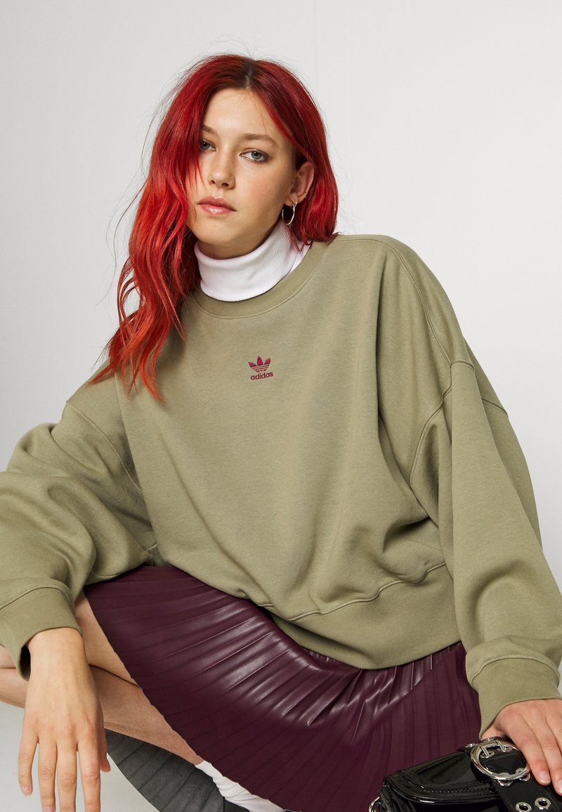 adidas khaki jumper