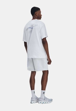 On, CLUB-T ACE - T-shirt imprimé - white