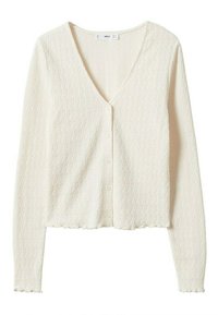 Kardigan w kolorze kremowym, o fakturowanym splocie, z długimi rękawami, dekoltem w kształcie litery V, pięcioma guzikami z przodu oraz falbaniastymi brzegami u dołu i na mankietach.