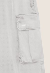 Freddy Pantalones - irish cream