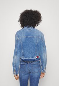 Tommy Jeans Džínová bunda - blue denim