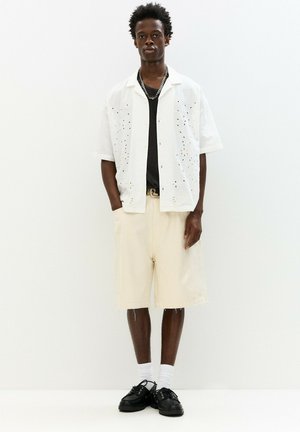 WITH EMBROIDERED FLOWERS - Shirt - white