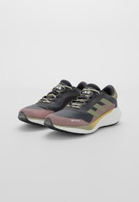 adidas Performance SUPERNOVA 3 GTX - Katujuoksukengät - core black/olive strata/wonder clay