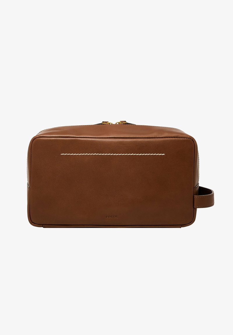 Brązowa skórzana torba o prostokątnym kształcie, gładkiej teksturze, z zamkiem błyskawicznym na górze i bocznym paskiem. Ma kontrastujące białe szwy.