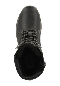 Bota de cuero negra con punta redonda, cordones grises y cremallera lateral. Presenta costuras grises y un forro interior suave para mayor comodidad.