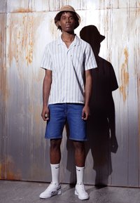 Levi's® CLASSIC CAMPER - Camisa - yaro skyway