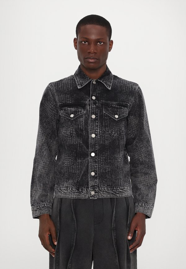 LASERED CROC TRUCKER JACKET - Denim jacket