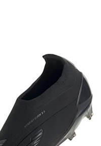 adidas Performance PREDATOR ELITE - Scarpe da calcio per terreni duri - core black/carbon
