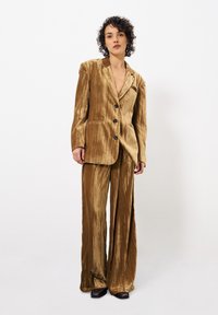 FRNCH SAMIRA - Halflange jas - champagne