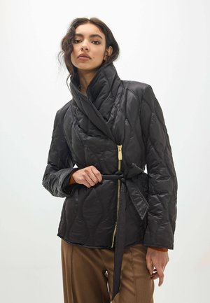 LOLA CASADEMUNT, WOMEN - Chaqueta de invierno - black
