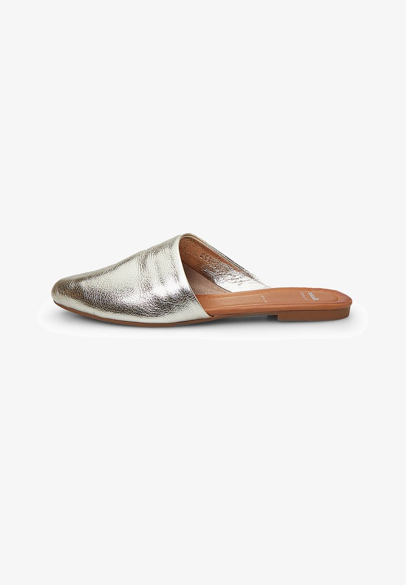 Bata Šľapky - oro
