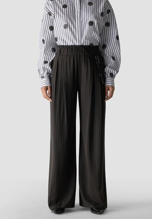 LCMT, LCMT HOSE - Stoffhose - schwarz