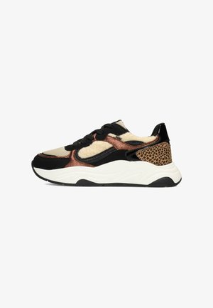 Chunky sneakers met een mix van zwart, brons, crème en dierenprintpanelen. Gestructureerde bovenkant met een witte zool en een zwarte rubberen buitenzool.