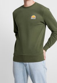 Ellesse Sudadera - olive