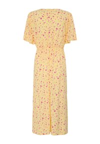 Robe midi jaune avec motif floral rose, manches courtes volantes, taille cintrée et boutons sur le devant.
