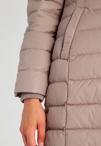 Hilfiger Denim Dunkappa / -rock - beige