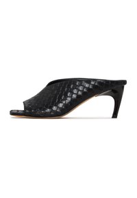 High heeled sandals - black