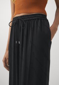 HUGO Pantalon classique - black